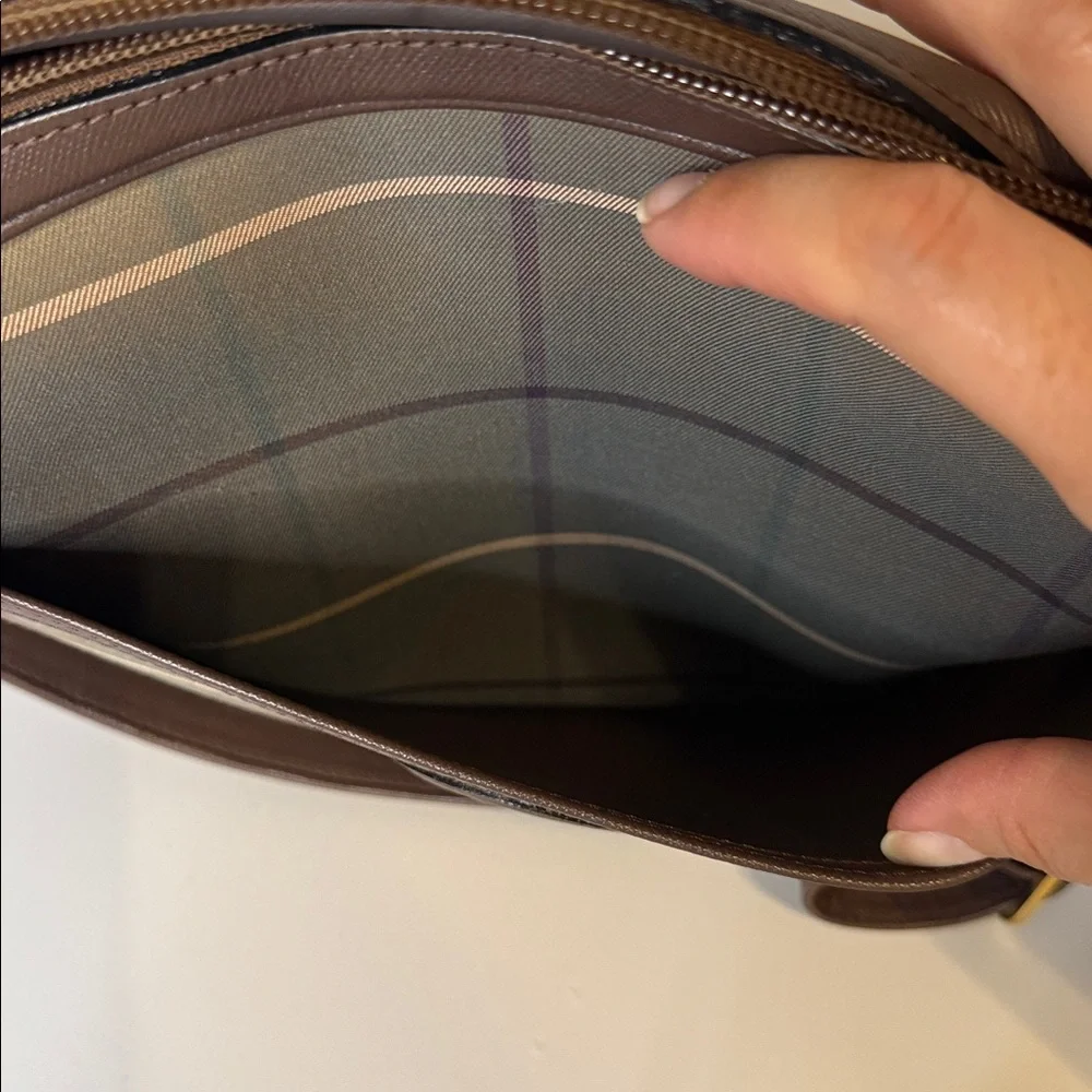 Burberrys Olive and Brown Check Shoulder Bag & Tom Ford Sunglasses - Picture 8 of 9